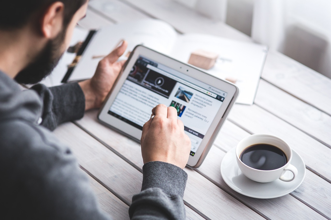 Mobile app development on smartphone